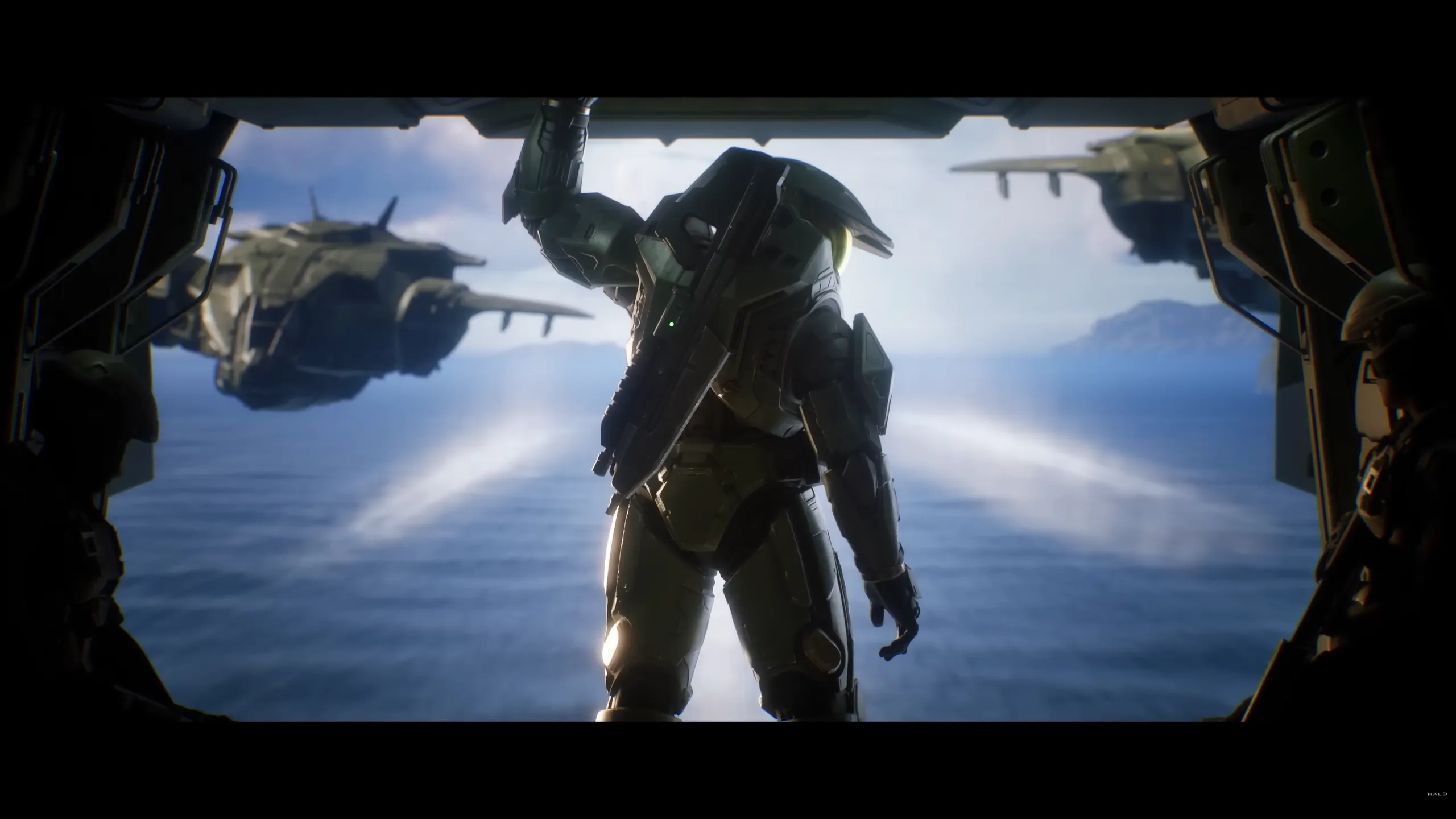 Master Chief entering a mission in Halo Campaign Evolved cinematic