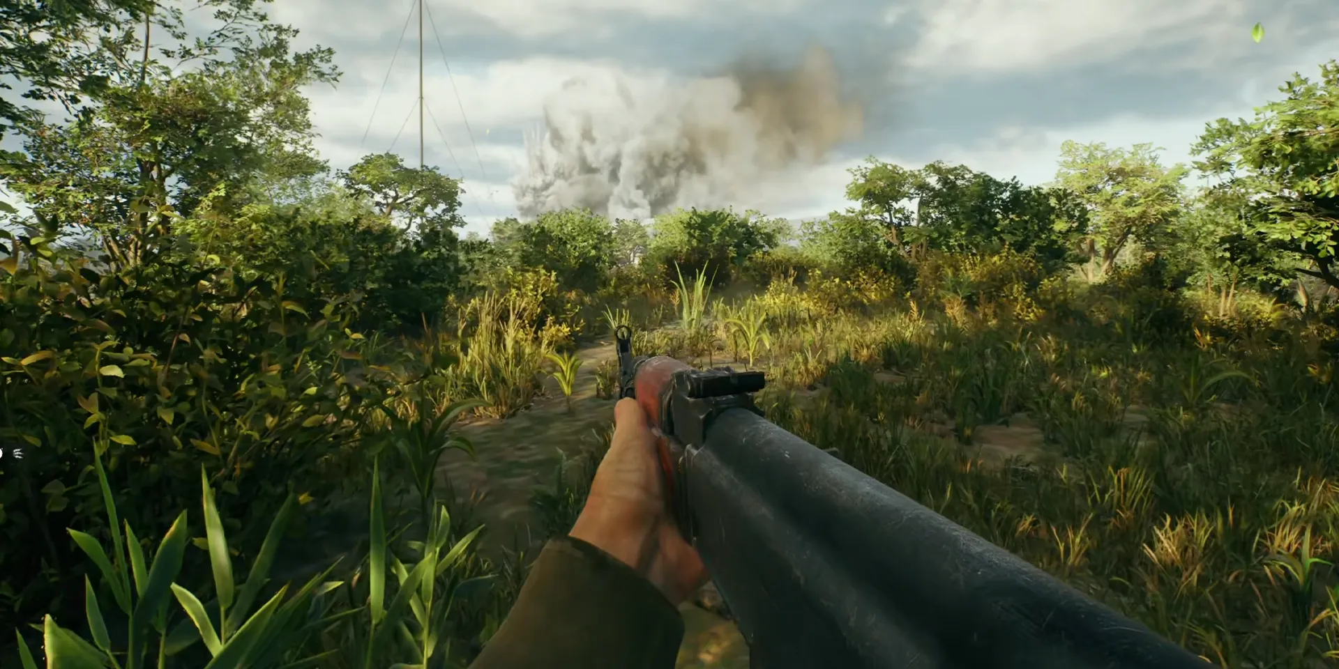 First-person jungle combat in Hell Let Loose: Vietnam